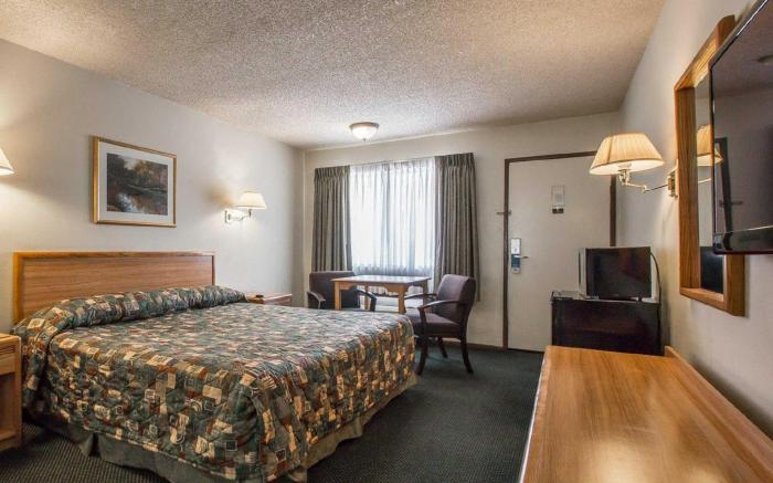Palm Inn Hotel 