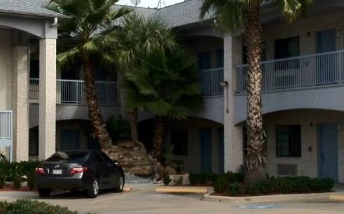 Scott Inn & Suites - Downtown Houston