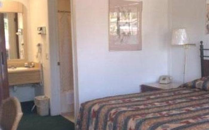 Stagecoach Motel