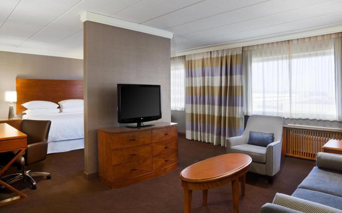 Sheraton Niagara Falls