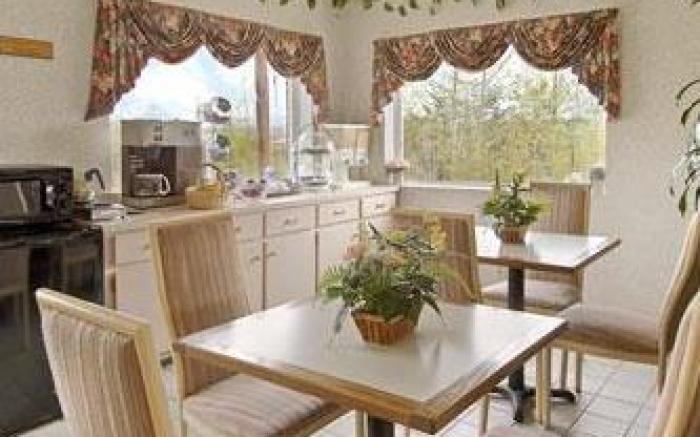 Dahlonega Mountain Inn