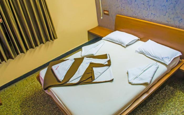 Hotel Girish Kolhapur