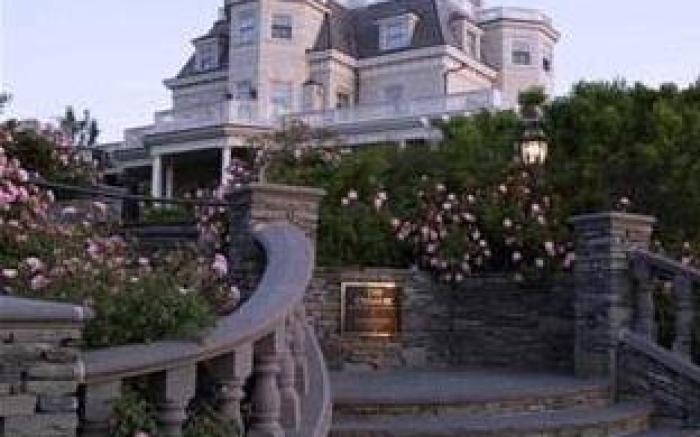 The Chanler at Cliff Walk