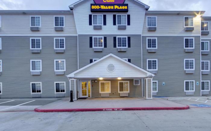 WoodSpring Suites Houston La Porte