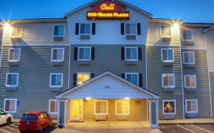 WoodSpring Suites Topeka