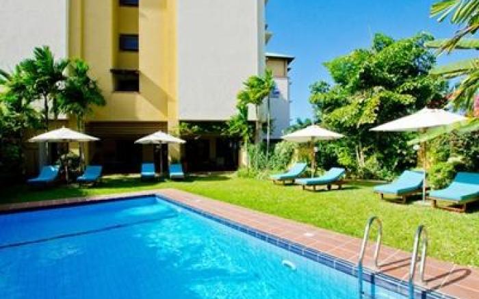 Sea Cliff Court Hotel and Luxury Apartments