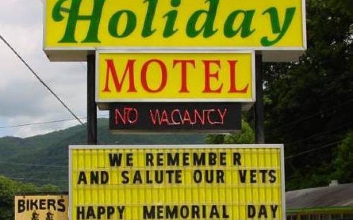 A Holiday Motel - Maggie Valley