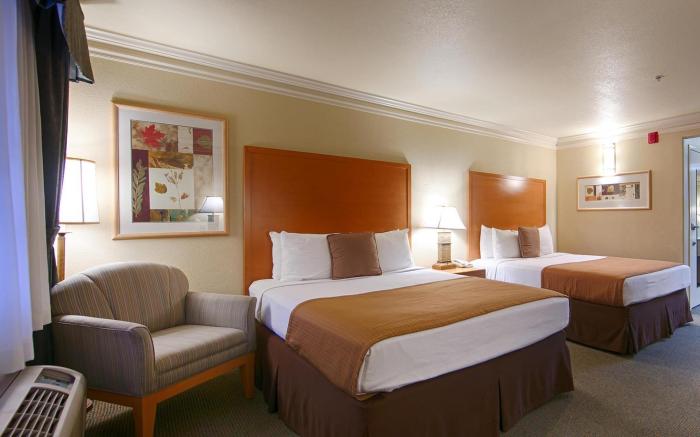 Best Western Inn and Suites Lemoore