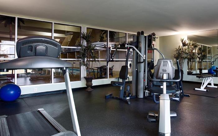 Country Inn & Suites by Radisson, Fergus Falls, MN