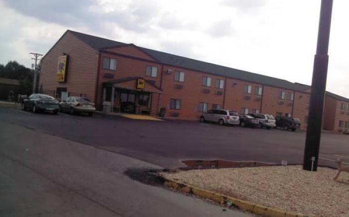 Booneslick Lodge - Neosho