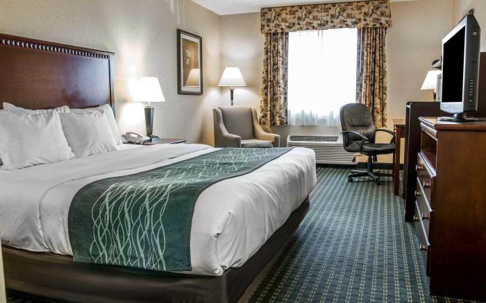 Quality Inn Marshall near I-69