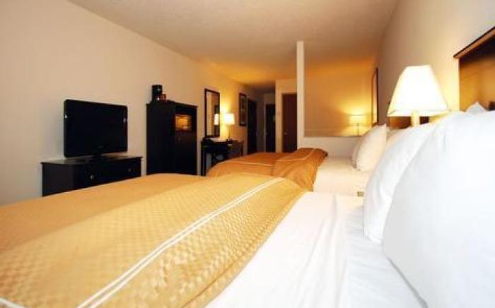 Comfort Suites Grayslake near Libertyville North