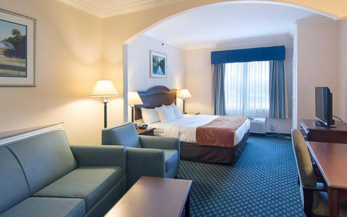 Comfort Suites Tomball Medical Center