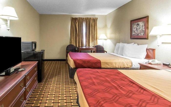 Days Inn by Wyndham Carthage