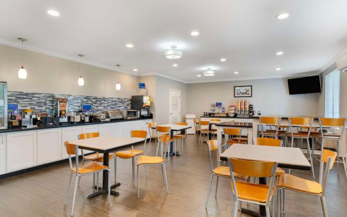 Best Western Visalia Hotel