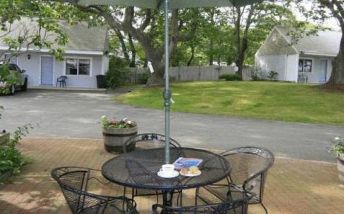 Skaket Beach Motel