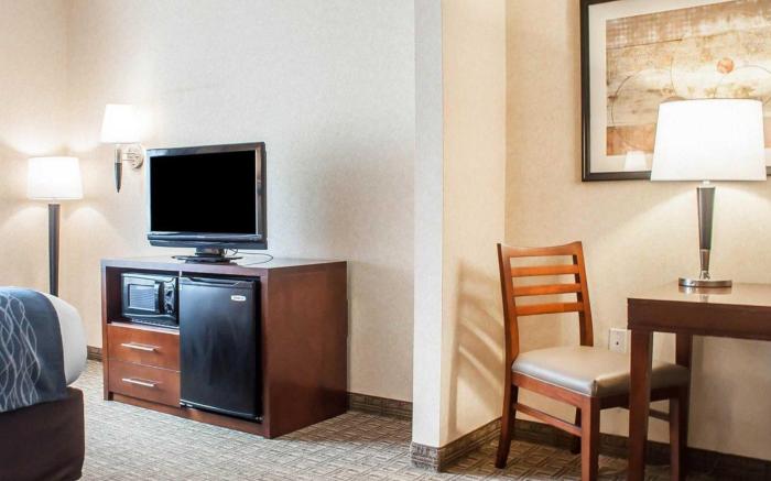 Comfort Inn & Suites