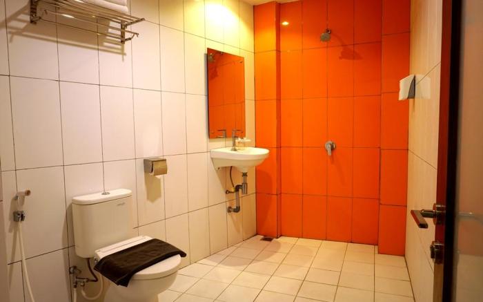 Red Chilies Hotel 