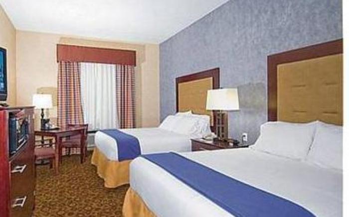 Holiday Inn Express Hotel & Suites Byram By IHG