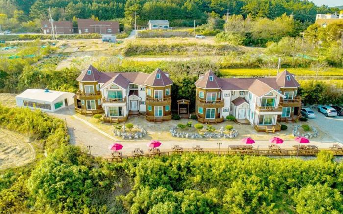 Song-la Haesong Pension