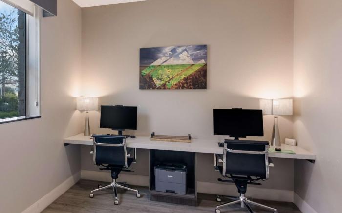 Best Western Plus Killeen/Fort Cavazos Hotel & Suites