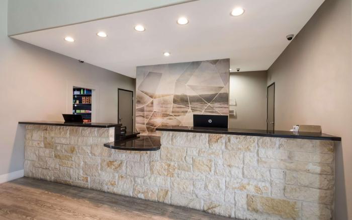 Best Western Plus Killeen/Fort Cavazos Hotel & Suites