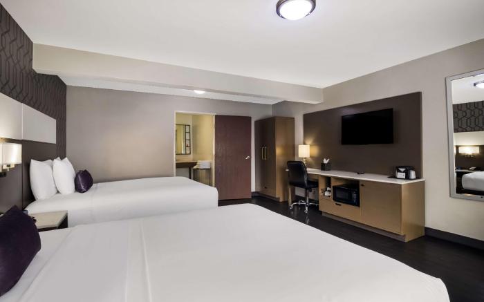Sunset West Hotel, SureStay Collection by Best Western