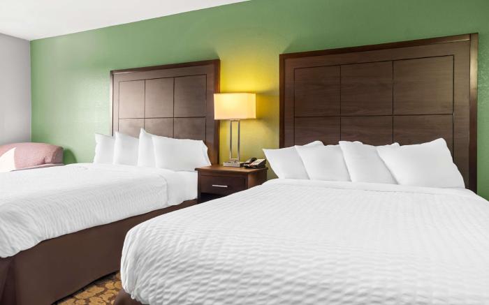 SureStay Plus by Best Western Bettendorf