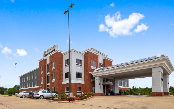 Best Western Plus Philadelphia-Choctaw Hotel and Suites