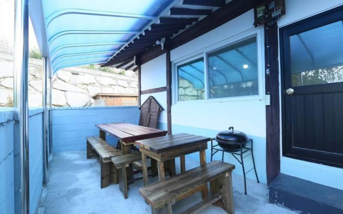 Classic Hanok Pension