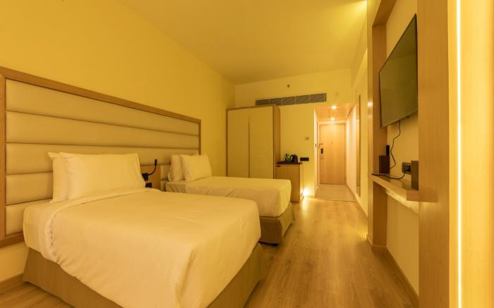 Ramada by Wyndham Dehradun Chakrata Road