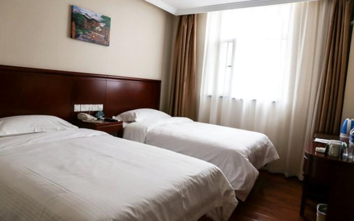 GreenTree Inn Taiyuan High-Tech Zone Changzhi Road Metro Station