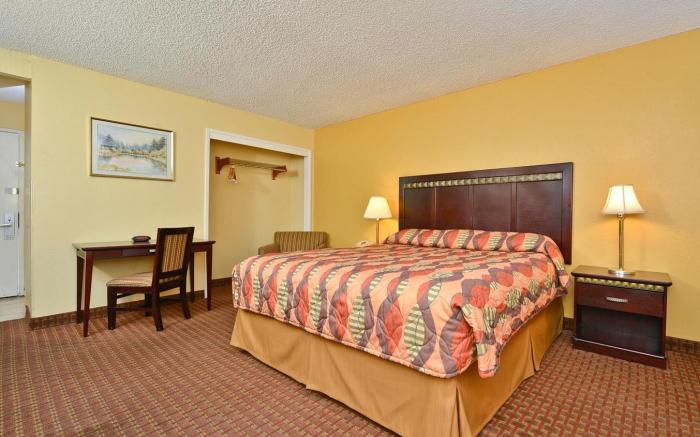 Quality Inn Kettleman City near Hwy 41