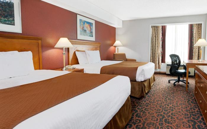 Ramada by Wyndham Niagara Falls/Fallsview