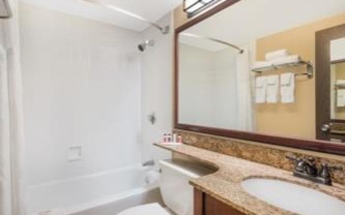 Ramada Plaza by Wyndham Portland