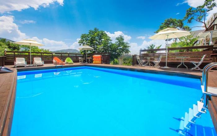 Hwangsung Hello 412 Pension