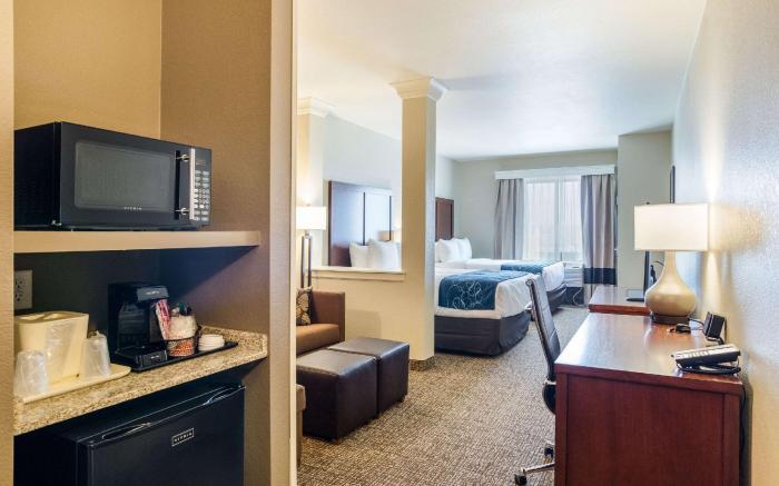Comfort Suites Near Denver Downtown