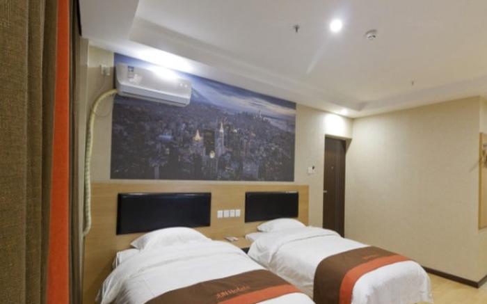 Vienna International Hotel Zhuzhou Clothing Market Central Plaza Railway Station
