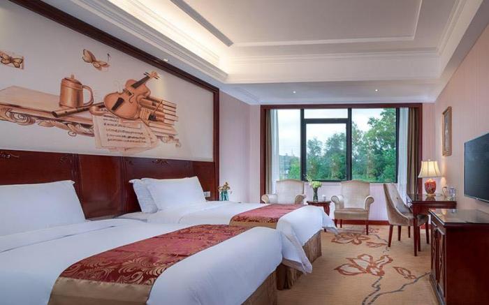 Vienna Hotel Shenzhen Nanshan Longzhu Branch