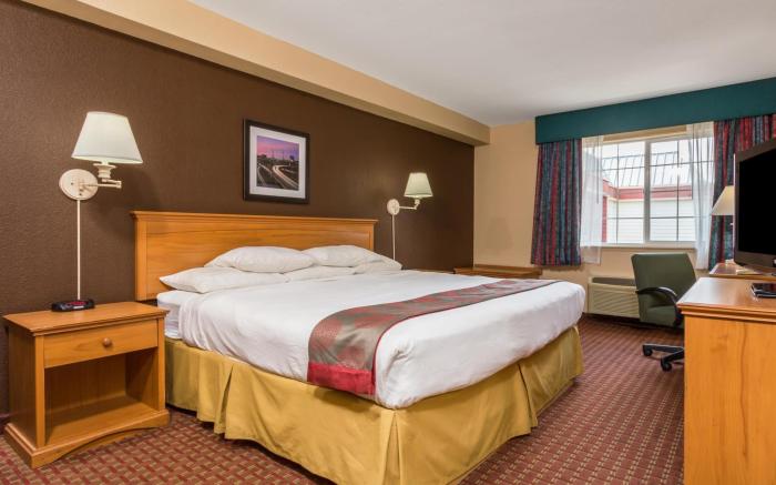 Ramada by Wyndham Portland