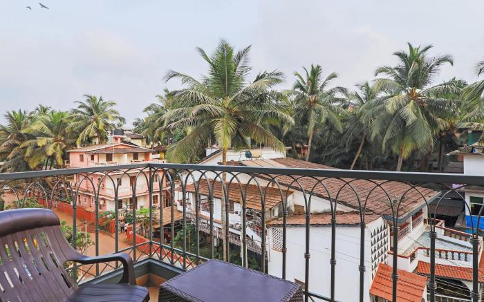 Treebo Premium Dona Eliza, 700 metres from Calangute Beach