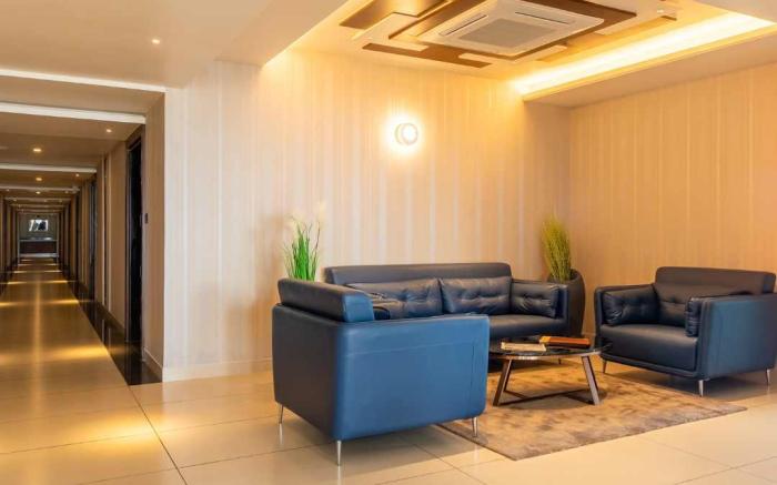 Hotel M Pro Palace Mysore - 12 Minutes to Mysore Palace
