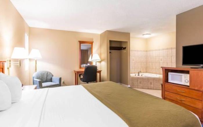 Spark by Hilton Modesto