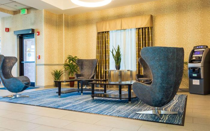 Comfort Inn & Suites Plainville-Foxboro