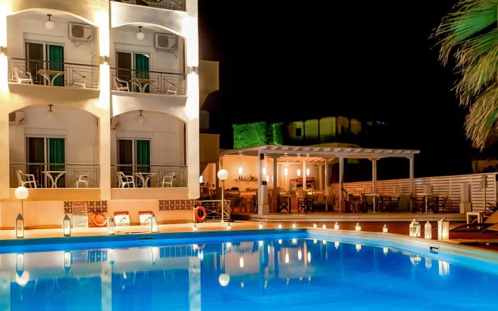 Stavros Beach Hotel