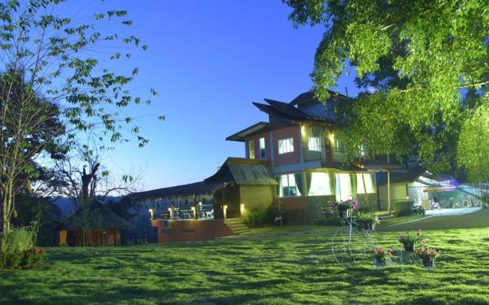Sainamtok Resort