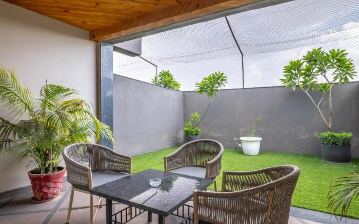 Hotel Highwayking Shahpura