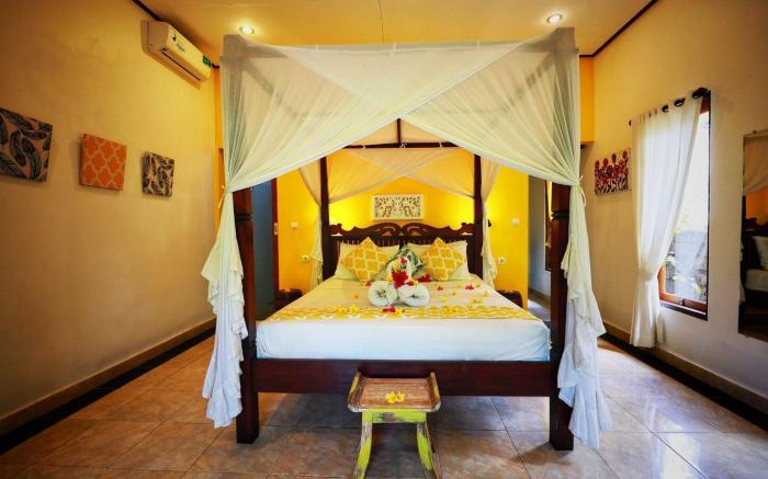 KIRANA HOMESTAY (SUNSHINE BUNGALOW)