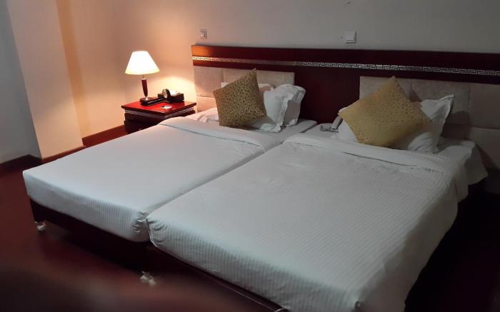 Zola International Hotel