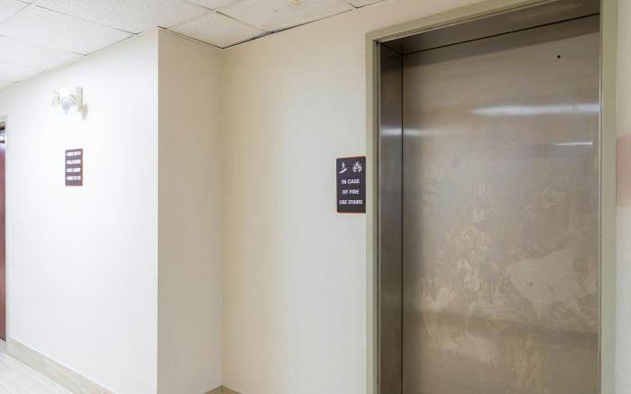 Red Roof PLUS+ & Suites Savannah – I-95